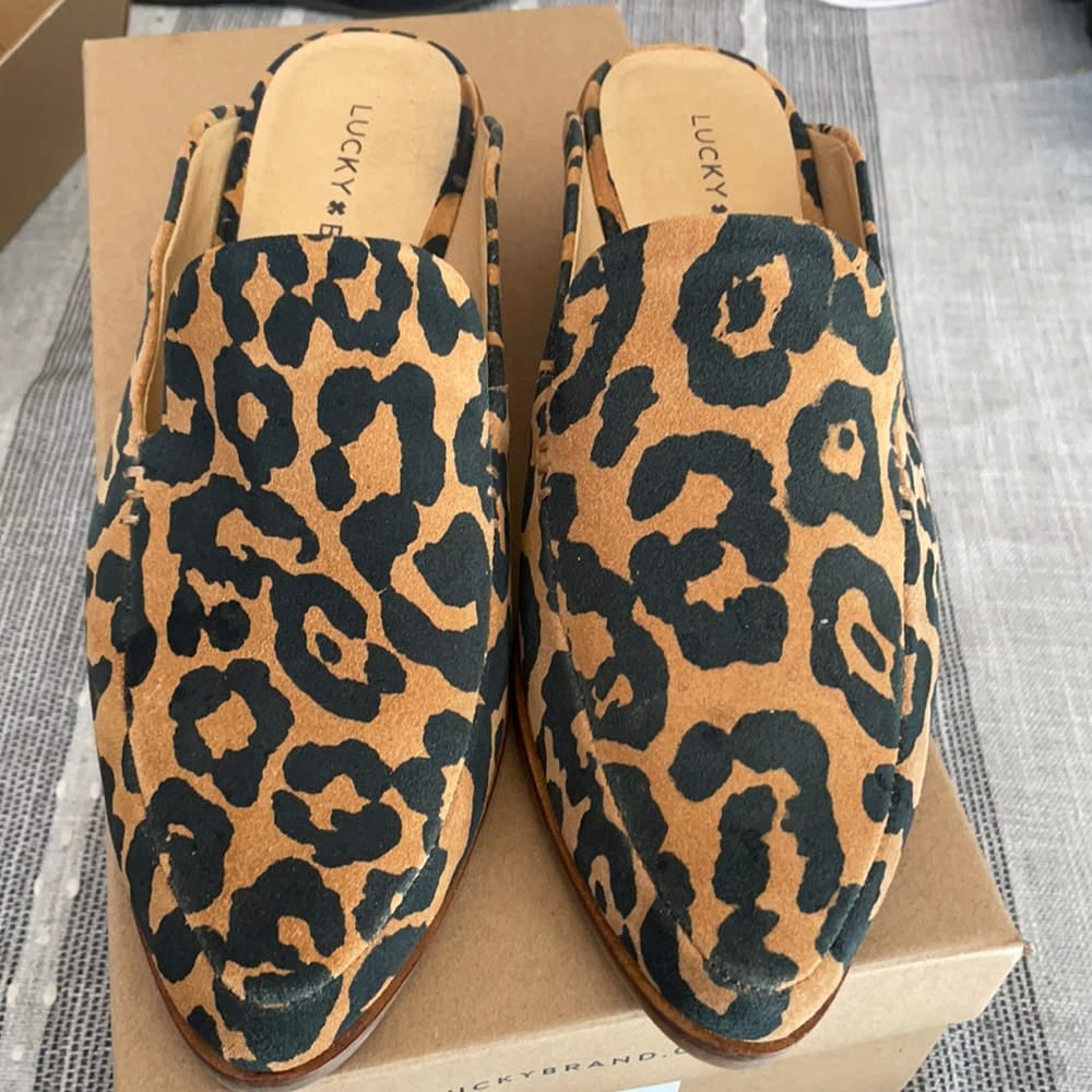 Lucky brand leopard mules 7.5